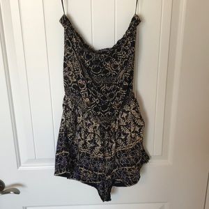 Angie strapless pattern romper